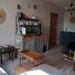 Alojamento de Acomodação e Pequeno-almoço A L'ombre De La Treille -proche Saint-emilion